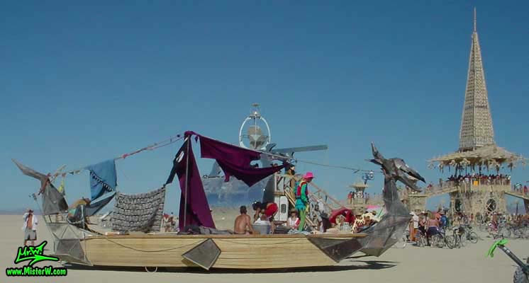 Burning Man 2004 - Photography by Mr.W.