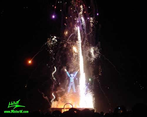 Burning Man 2004 - Photography by Mr.W.