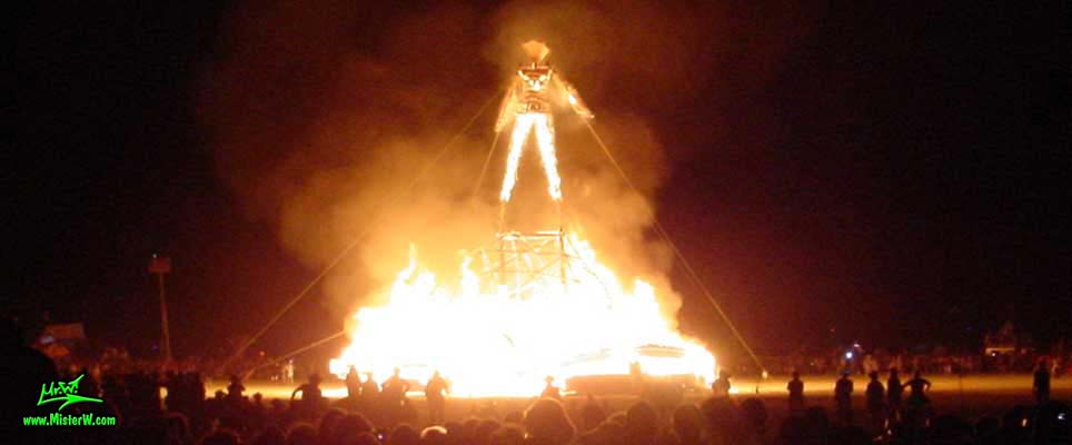 Burning Man 2004 - Photography by Mr.W.